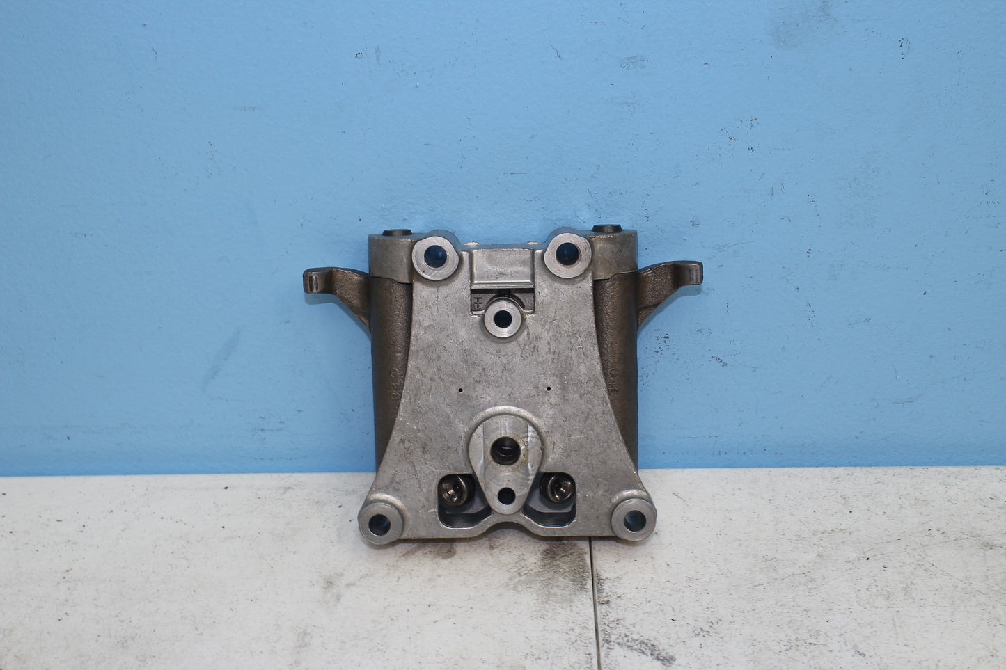 1999-2013 Harley Davidson Road King OEM Rocker Box w/ Rocker Arms Cover 17572-99