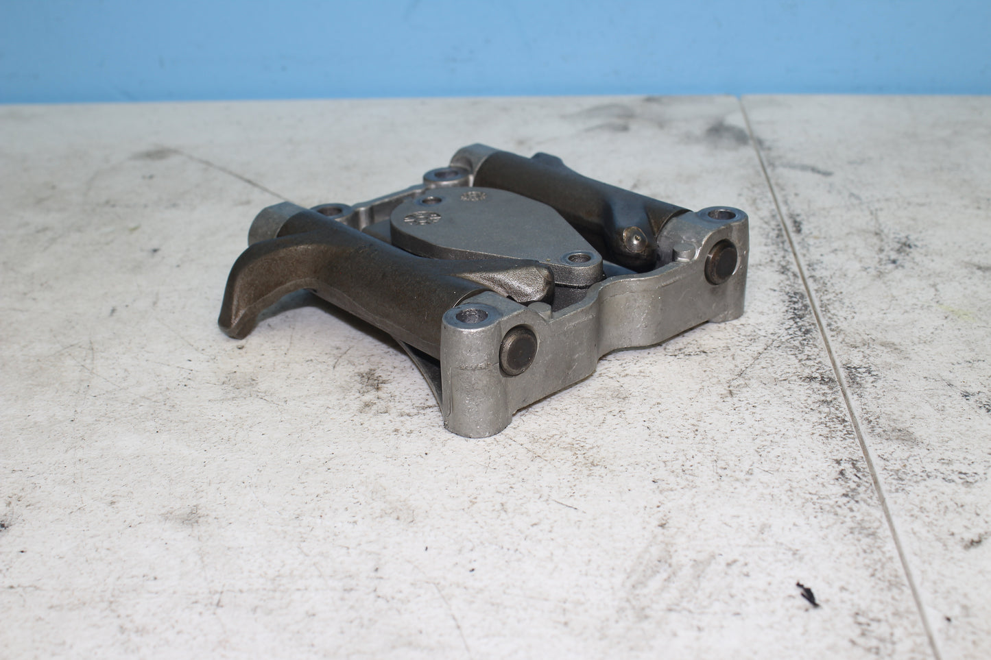 1999-2013 Harley Davidson Road King OEM Rocker Box w/ Rocker Arms Cover 17572-99