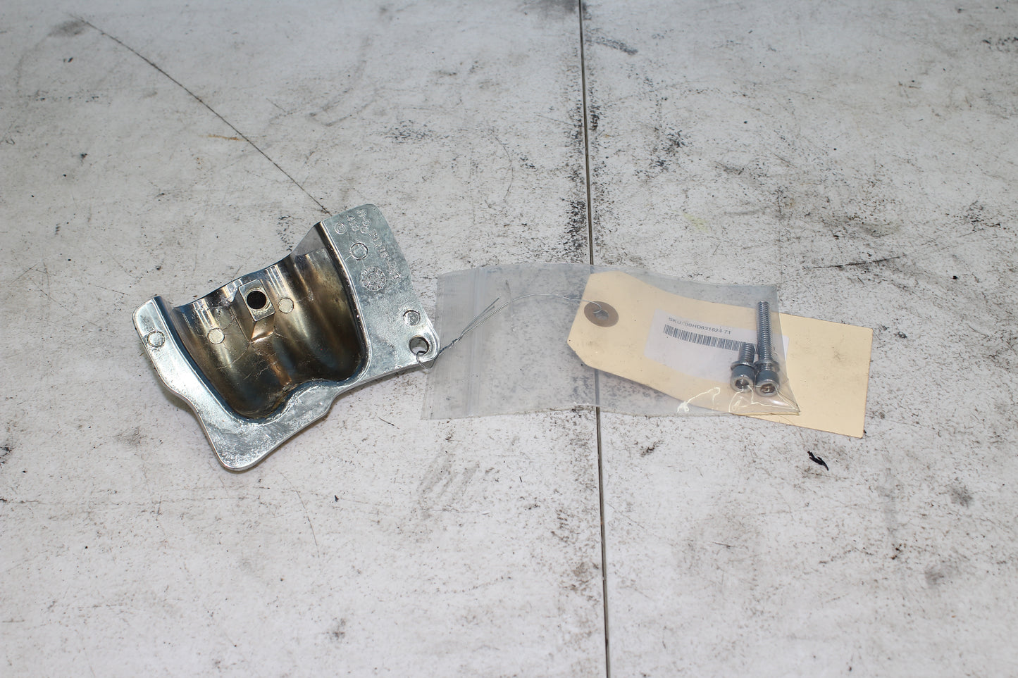 1999-2013 Harley Davidson Road King OEM Oil Line Cover Chrome 37174-99