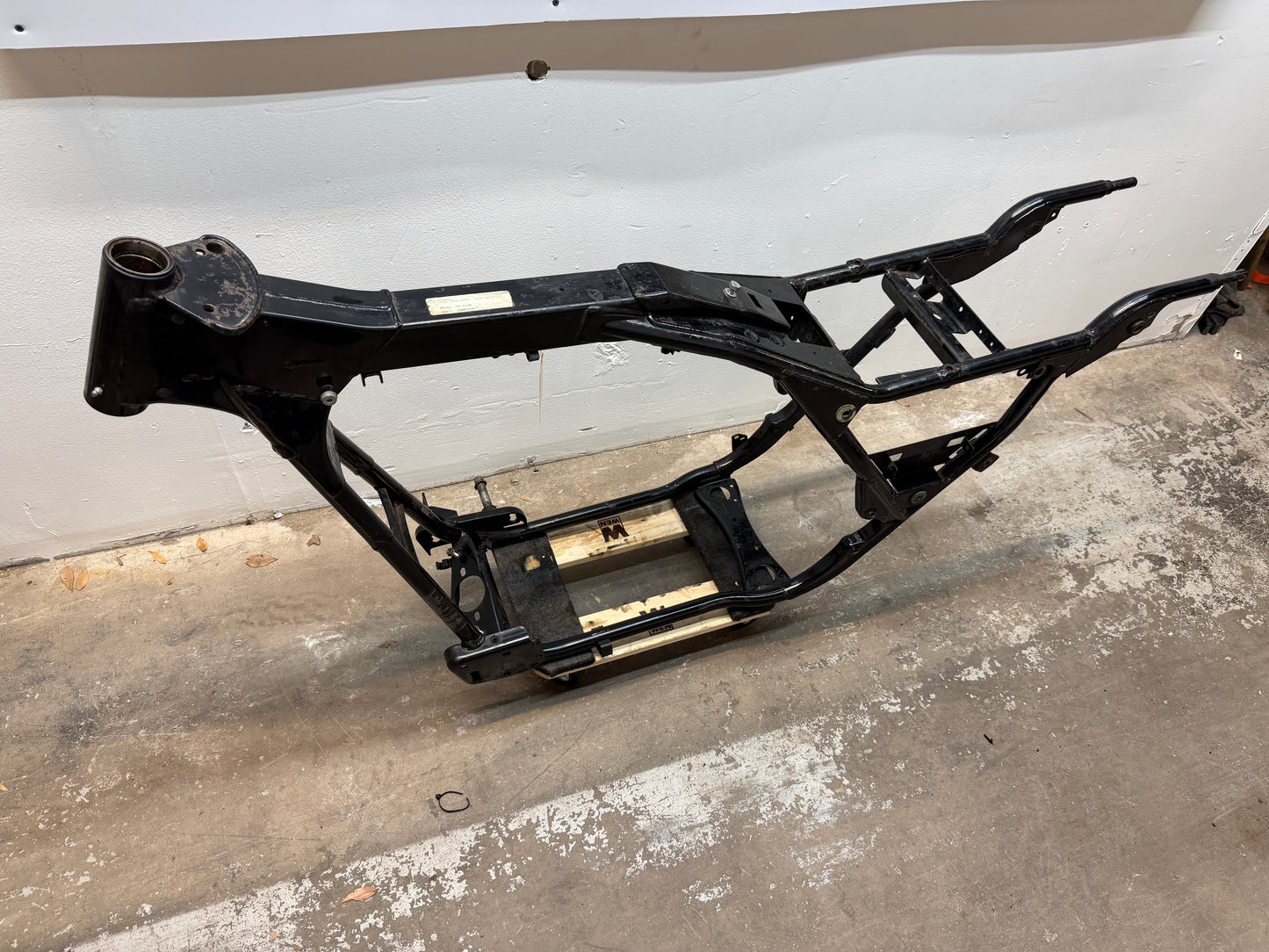 1999-2013 Harley Davidson Road King OEM Frame *CLN*