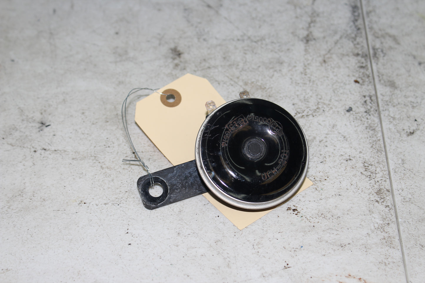 2019-2024 Yamaha YZF-R3 ABS OEM Horn 1WD-H3371-00-00
