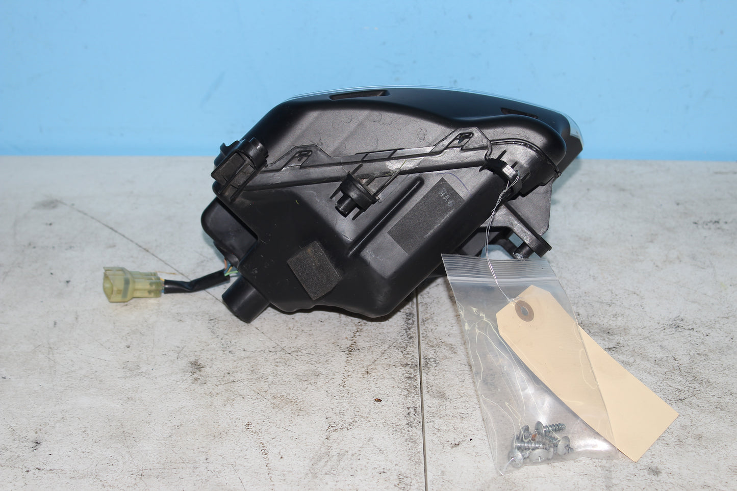 2019-2024 Yamaha YZF-R3 ABS OEM Left Headlight BS7-H4300-00-00