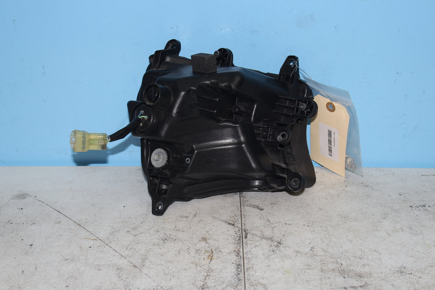 2019-2024 Yamaha YZF-R3 ABS OEM Left Headlight BS7-H4300-00-00