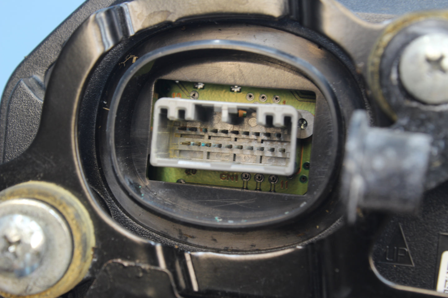 2019-2024 Yamaha YZF-R3 ABS OEM Cluster B5L-H3500-13-00 *Untested Unknown Miles*