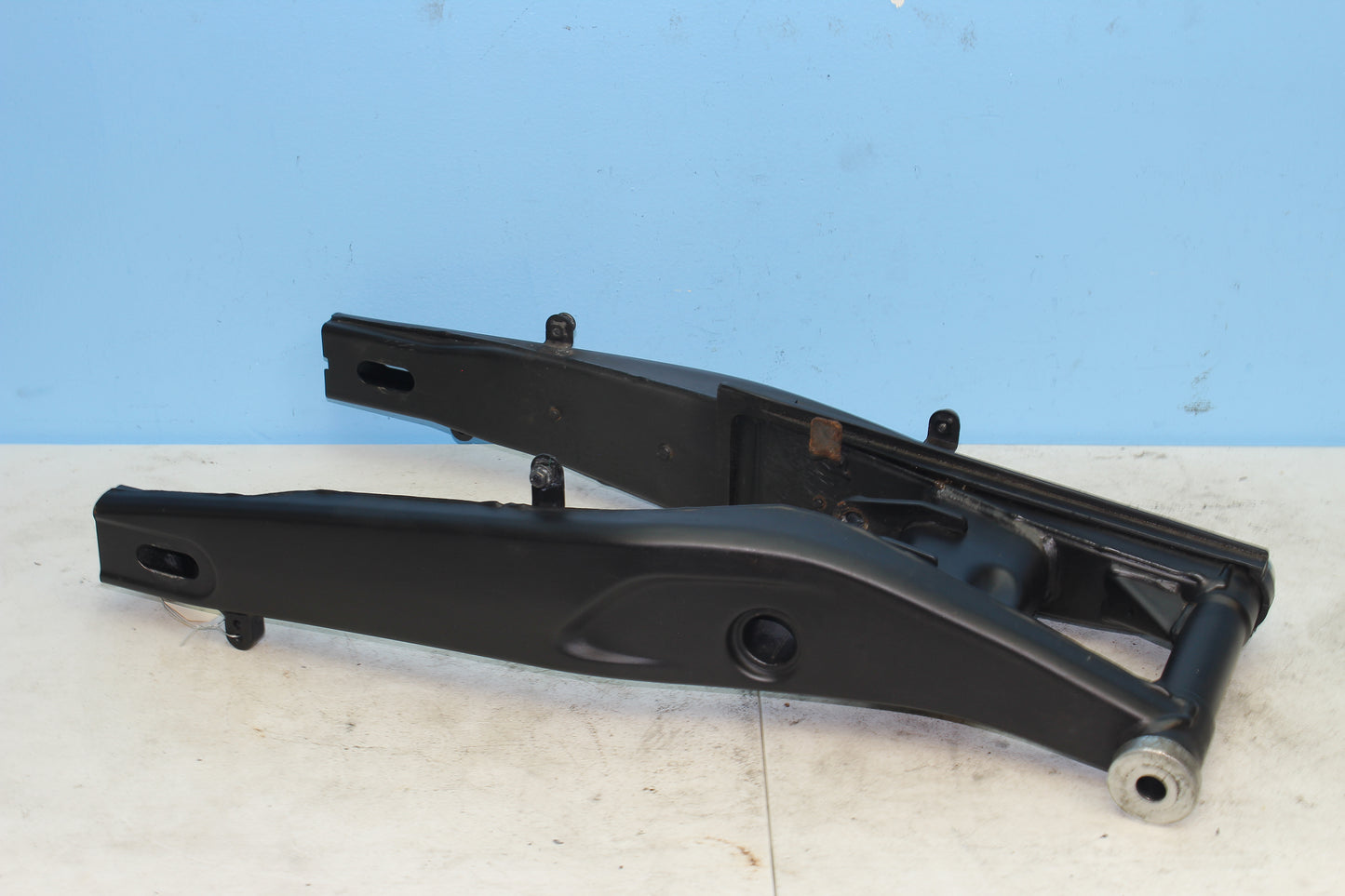 2019-2024 Yamaha YZF-R3 ABS OEM Swing Arm Assembly 1WD-F2110-00-00