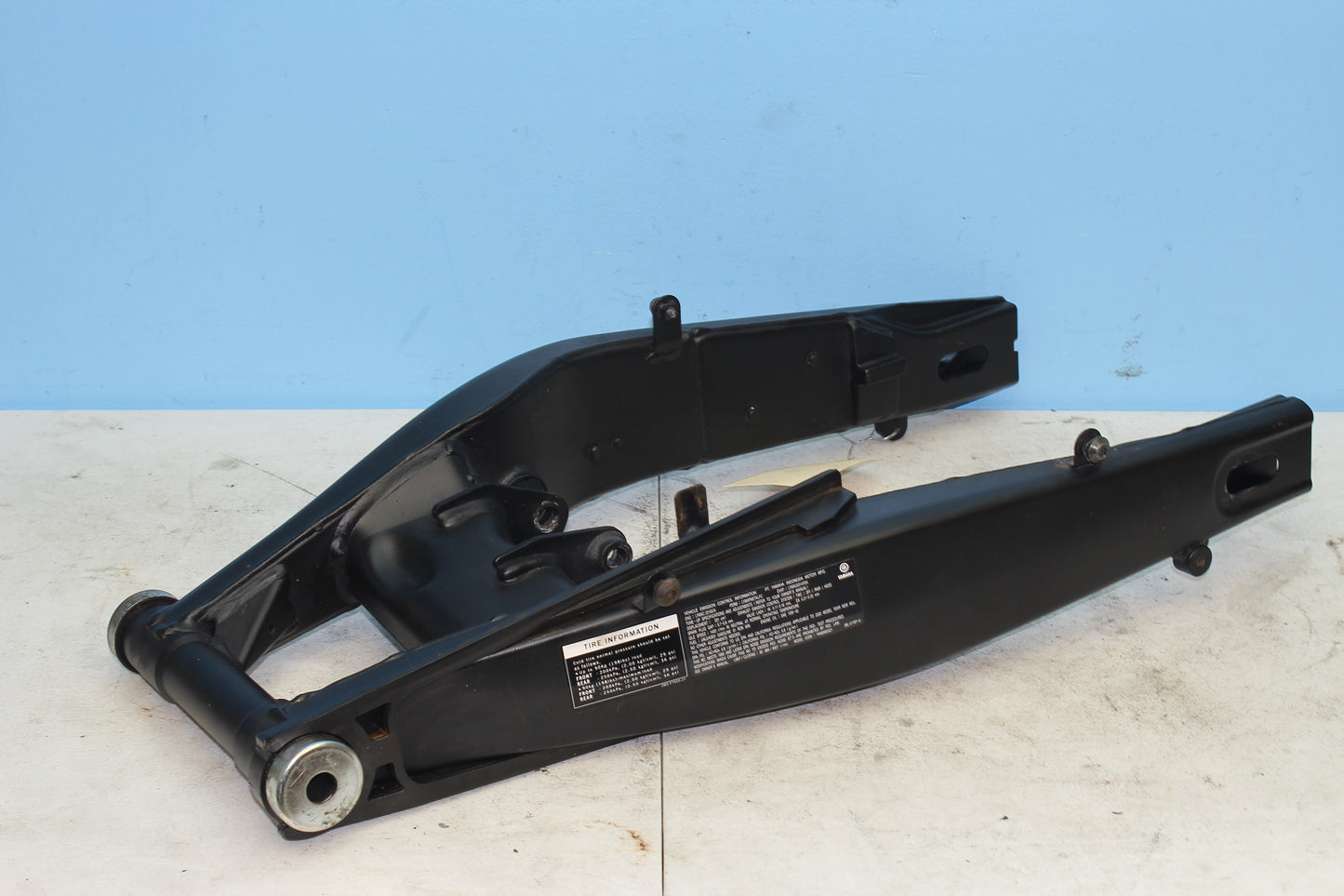 2019-2024 Yamaha YZF-R3 ABS OEM Swing Arm Assembly 1WD-F2110-00-00