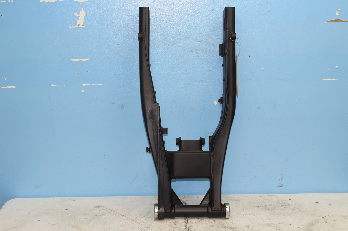 2019-2024 Yamaha YZF-R3 ABS OEM Swing Arm Assembly 1WD-F2110-00-00