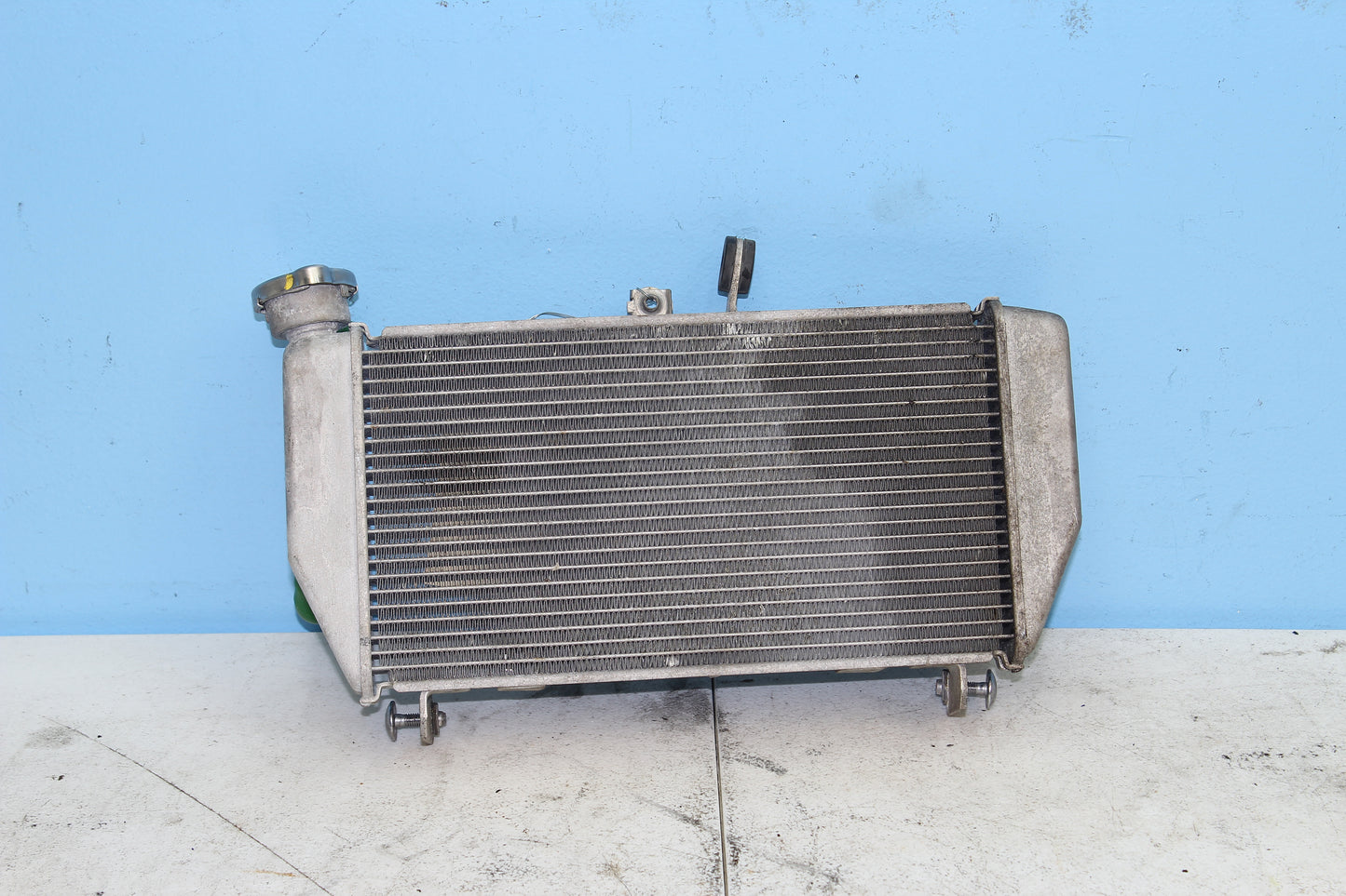 2019-2024 Yamaha YZF-R3 ABS OEM Radiator Assembly 1WD-E2461-00-00