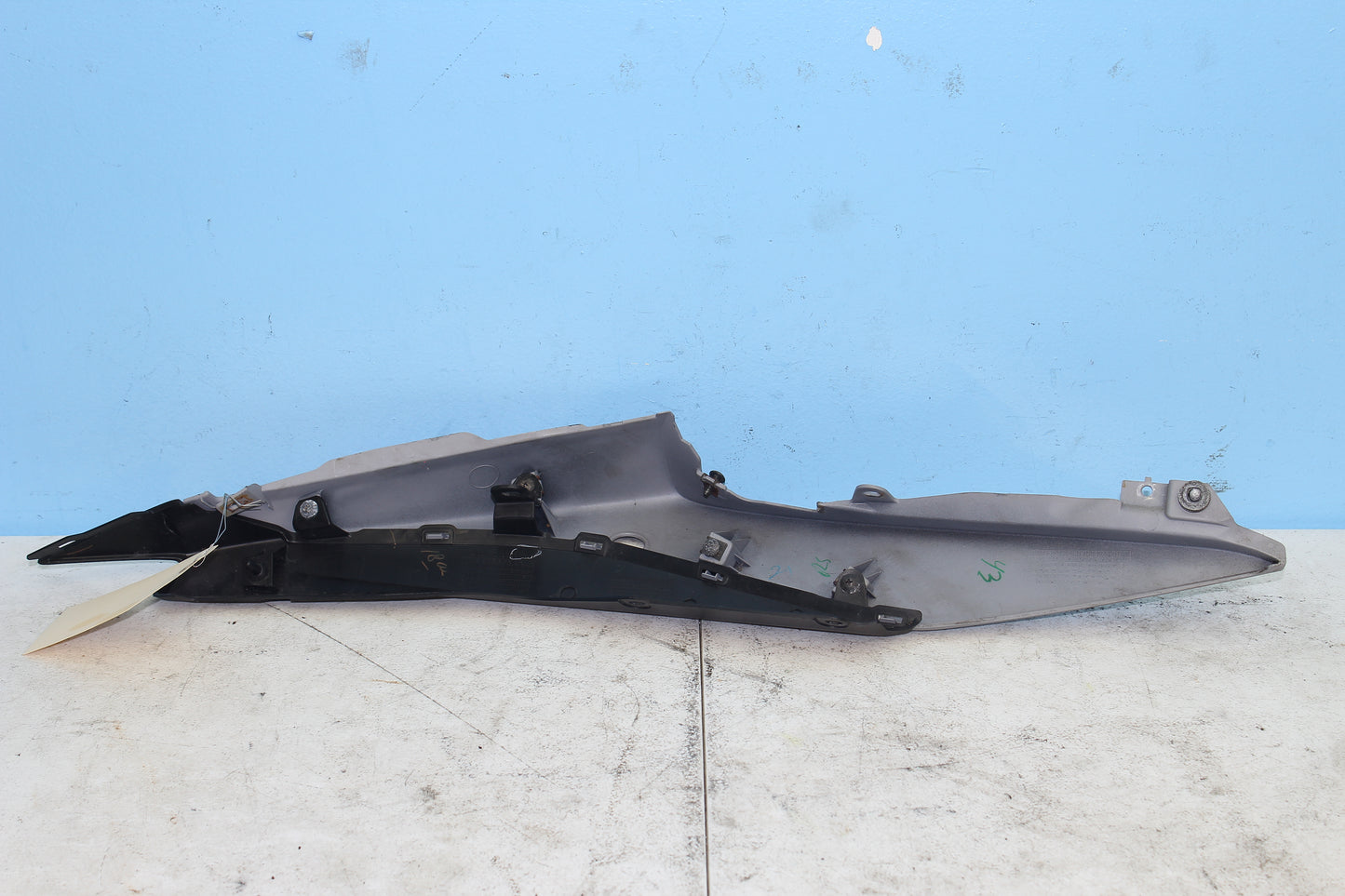 2019-2024 Yamaha YZF-R3 ABS OEM Rear Left Tail Fairing 1WD-F1711-00