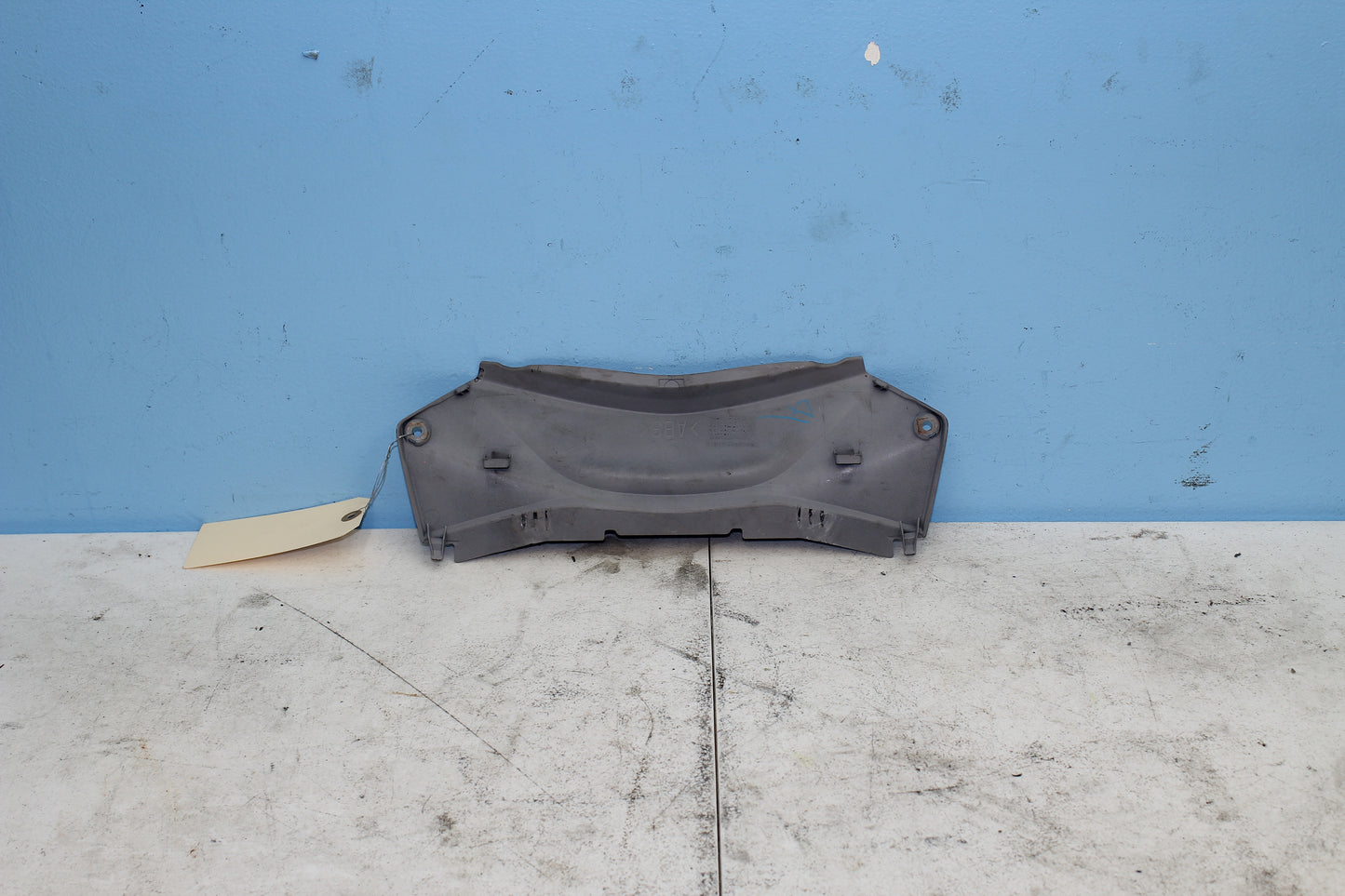 2019-2024 Yamaha YZF-R3 ABS OEM Seat Filler Panel / Center Tail 1WD-F1731-00-00