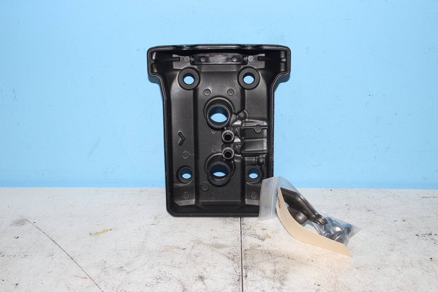 2019-2024 Yamaha YZF-R3 ABS OEM Cylinder Head / Valve Cover 1WD-E1191-00-00