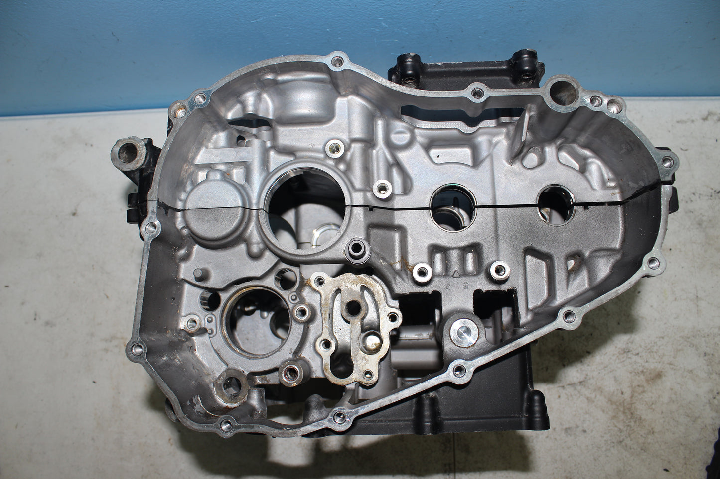 2019-2024 Yamaha YZF-R3 ABS OEM Engine / Crank Case Assembly 1WD-E5150-20-00