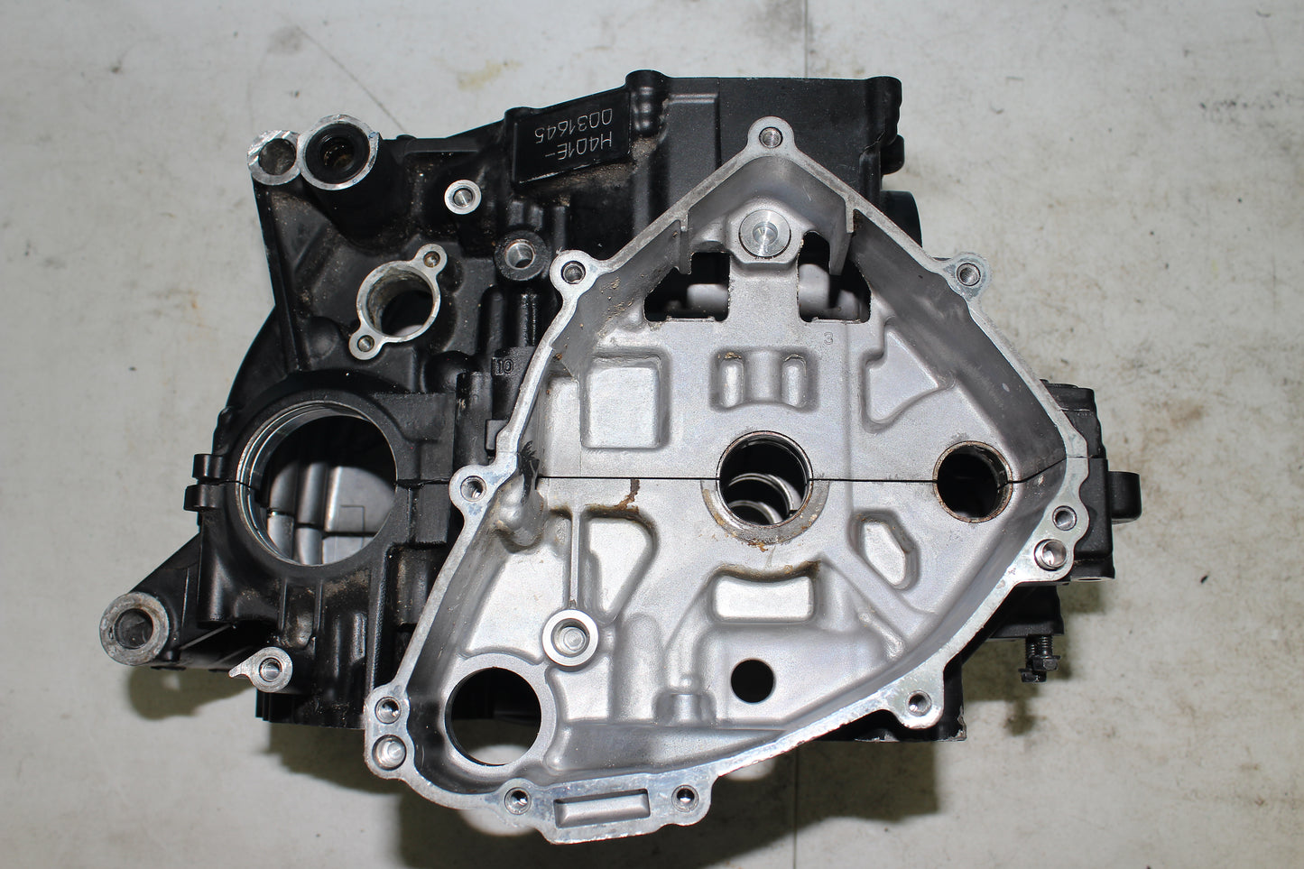 2019-2024 Yamaha YZF-R3 ABS OEM Engine / Crank Case Assembly 1WD-E5150-20-00