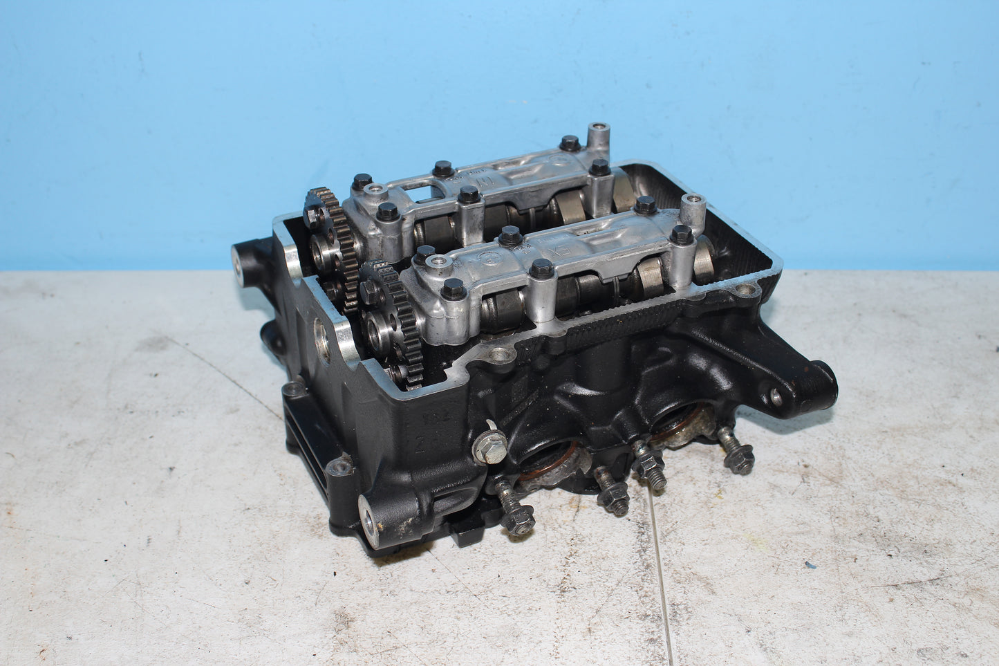 2019-2024 Yamaha YZF-R3 ABS OEM Cylinder Head Assembly 2MS-E1102-11-00