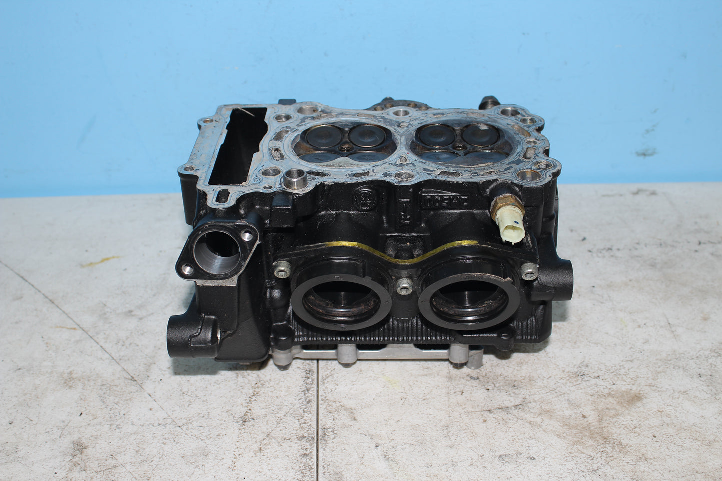 2019-2024 Yamaha YZF-R3 ABS OEM Cylinder Head Assembly 2MS-E1102-11-00