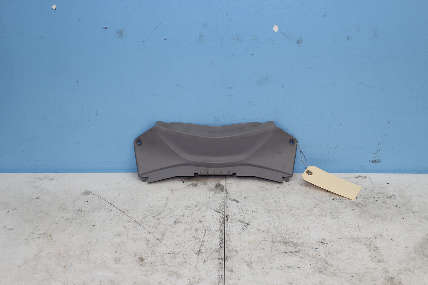 2019-2024 Yamaha YZF-R3 ABS OEM Seat Filler Panel / Center Tail 1WD-F1731-00-00