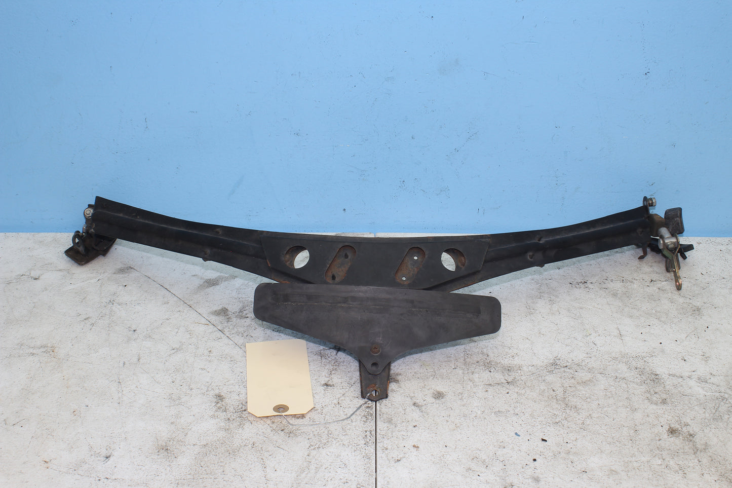 2001-2010 Honda Goldwing OEM Front Windshield Mount Bracket 64122-MCA-000