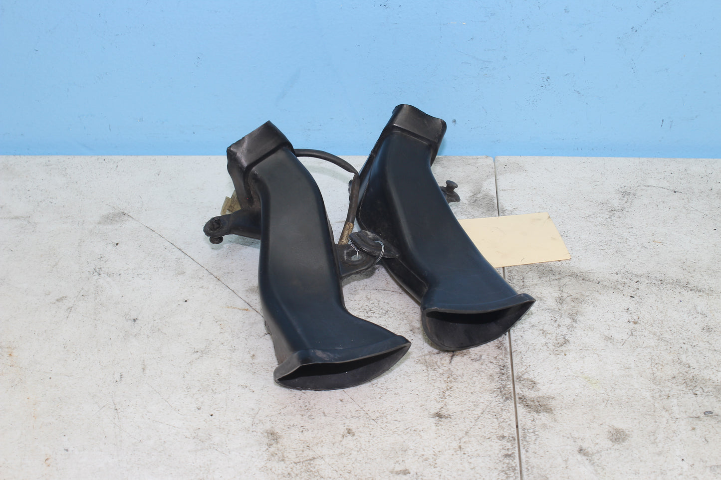 2001-2010 Honda Goldwing OEM Upper Air Vent Duct 64275-MCA-000 64276-MCA-000