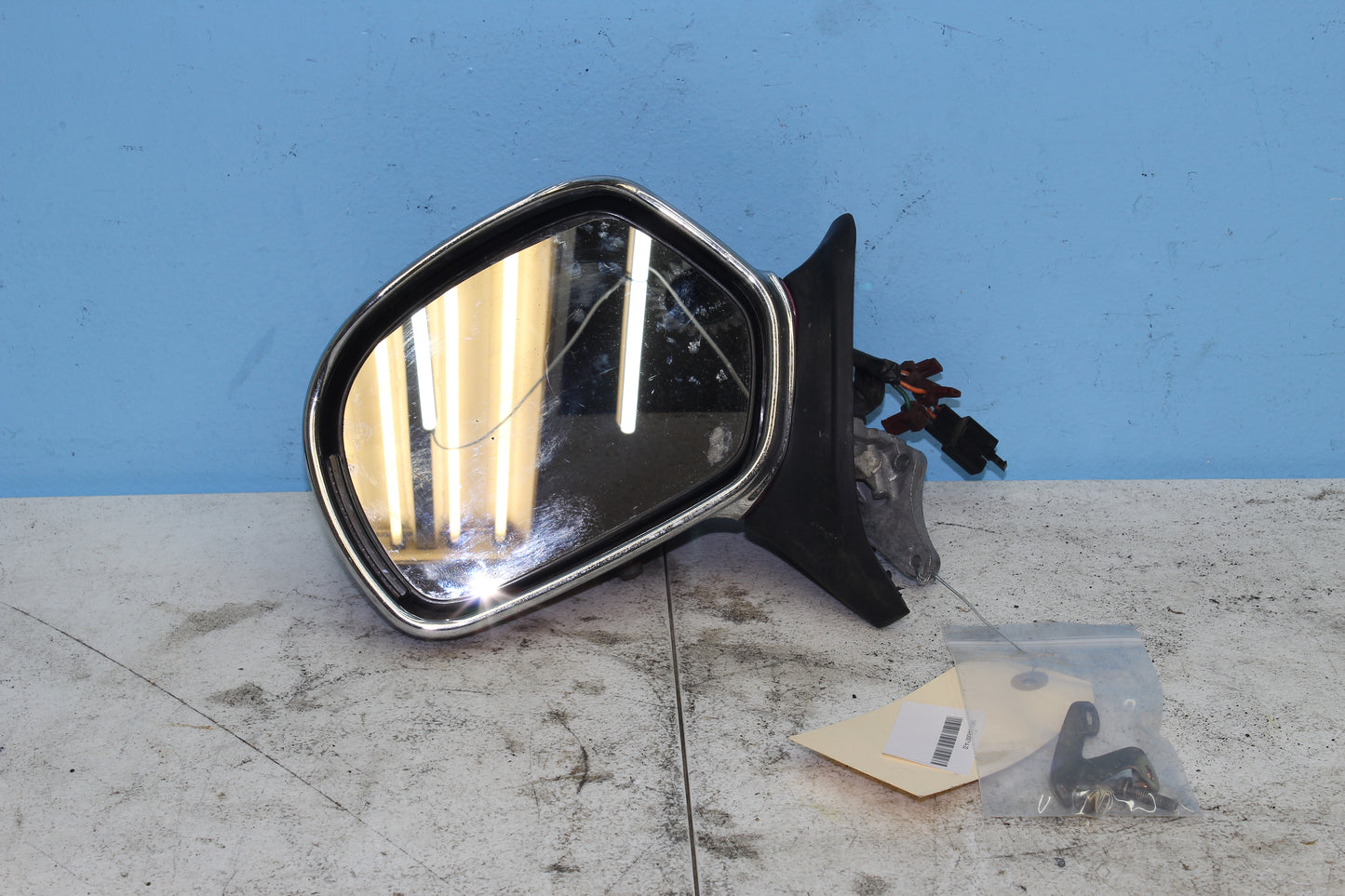 2001-2010 Honda Goldwing OEM Left Mirror Assembly 88120-MCA-A00 *DMG*