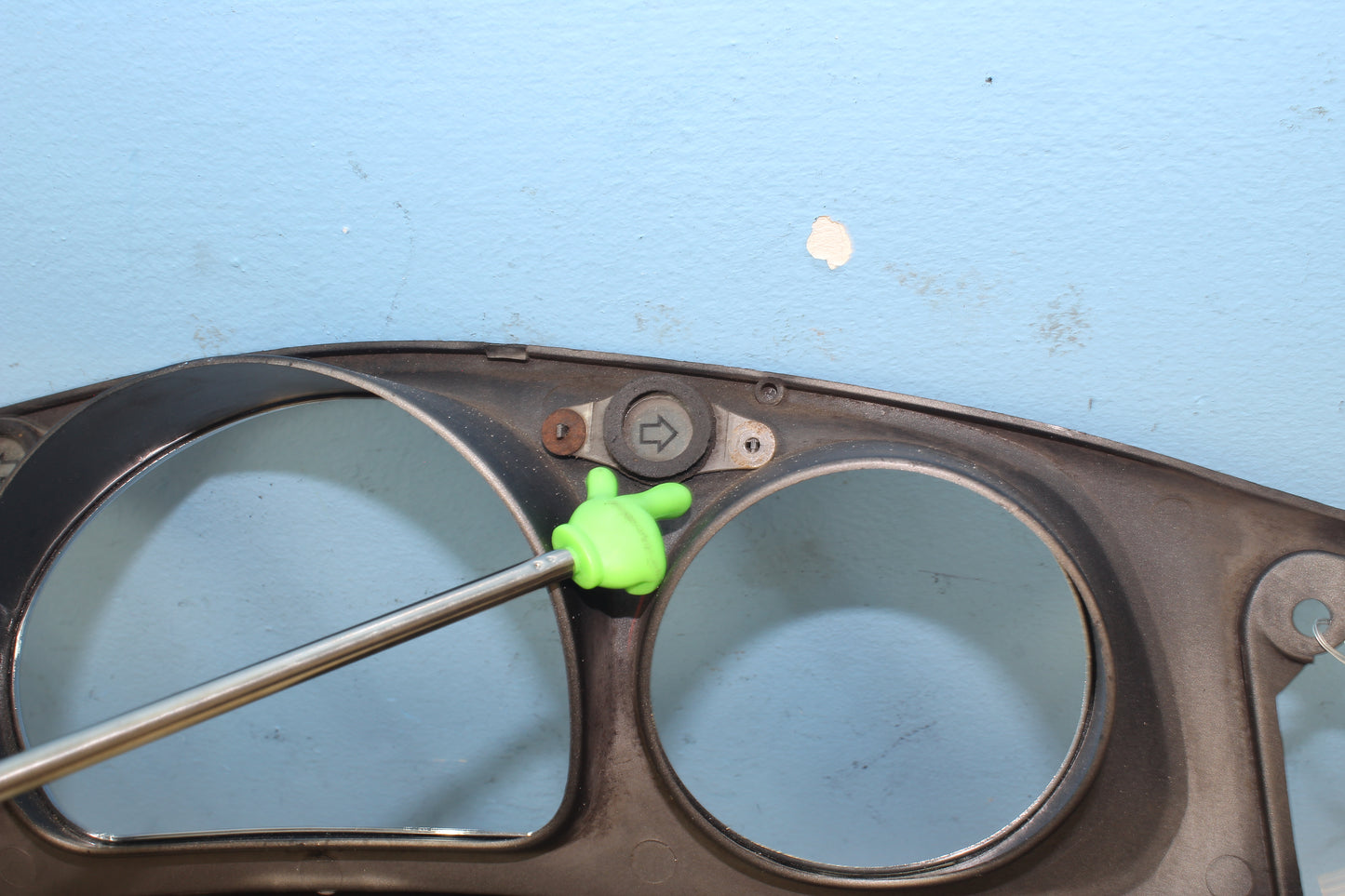 01-10 Honda Goldwing OEM Gauge Cluster Surround Dash Trim Bezel 64240-MCA-000