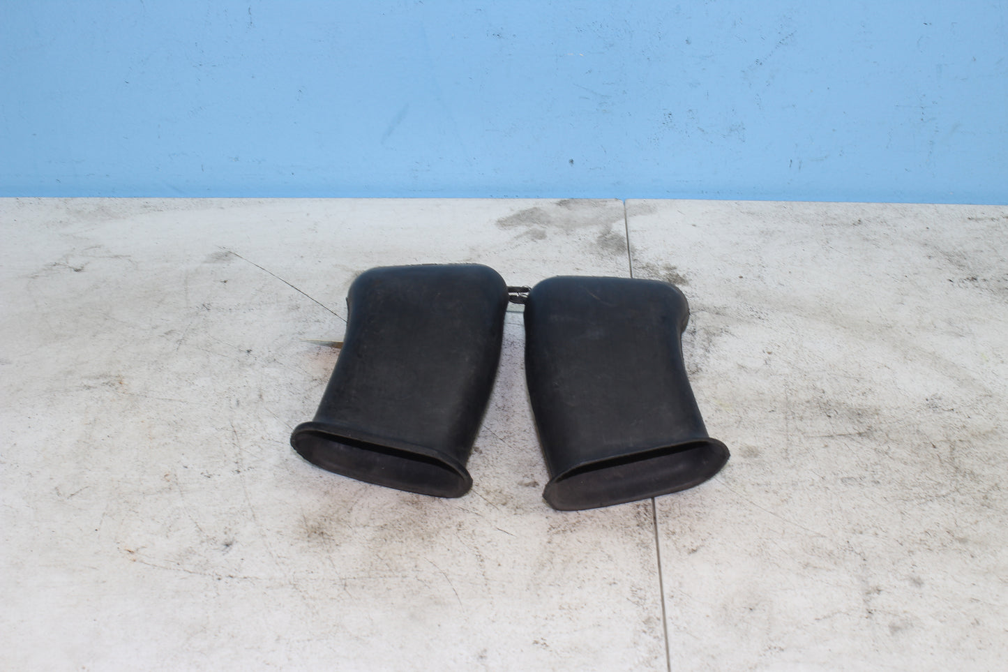 01-10 Honda Goldwing Air Intake Box Duct Left Right 17251-MCA-A60 17254-MCA-S40