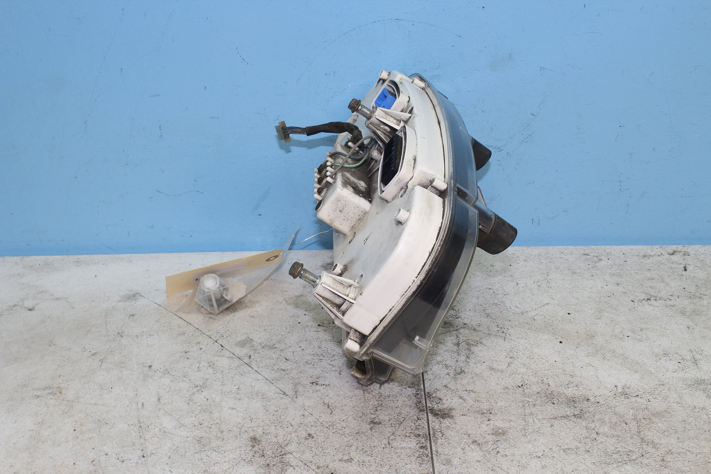 2001-2010 Honda Goldwing OEM Gauge Cluster *DMG*