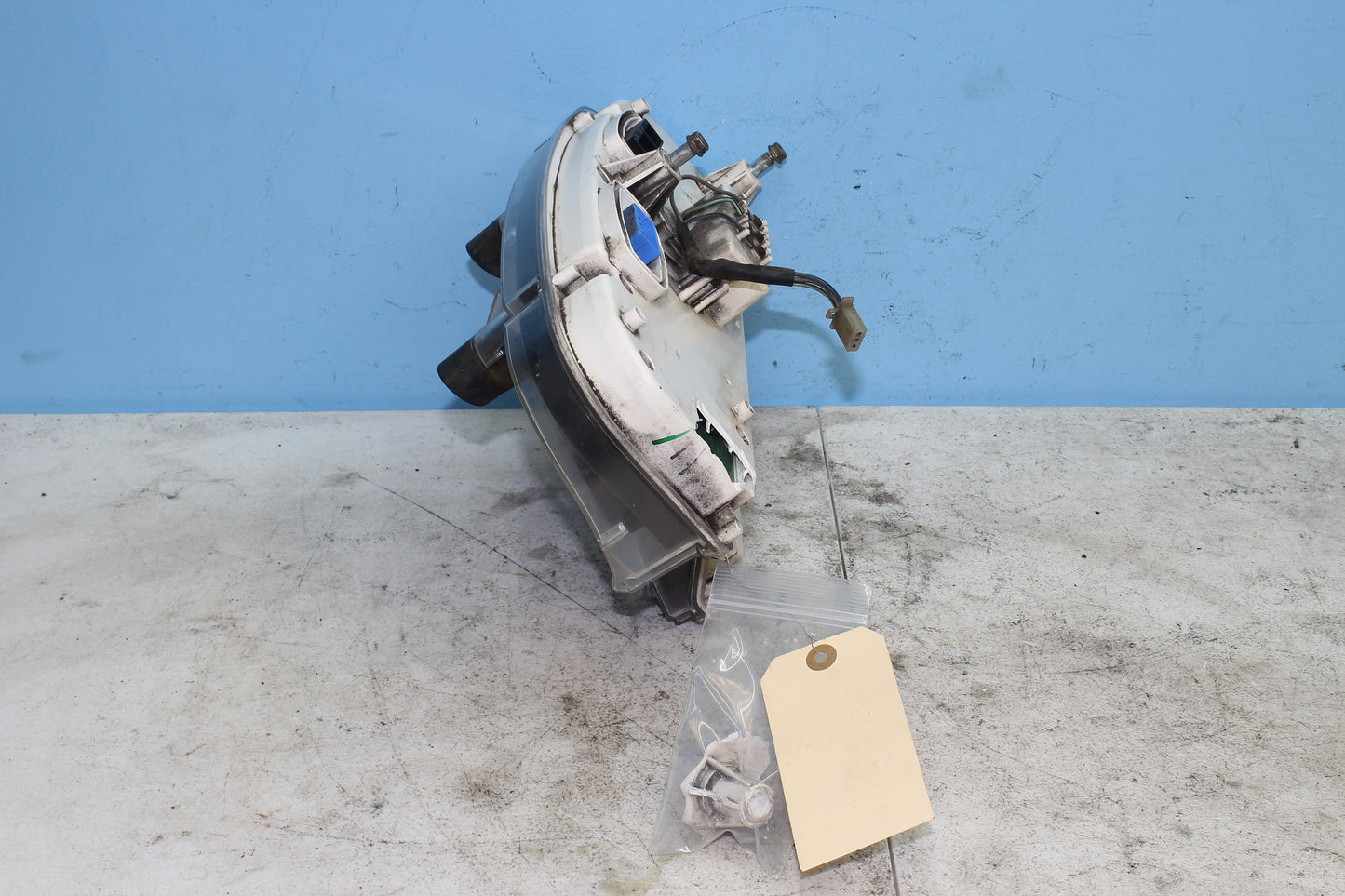2001-2010 Honda Goldwing OEM Gauge Cluster *DMG*