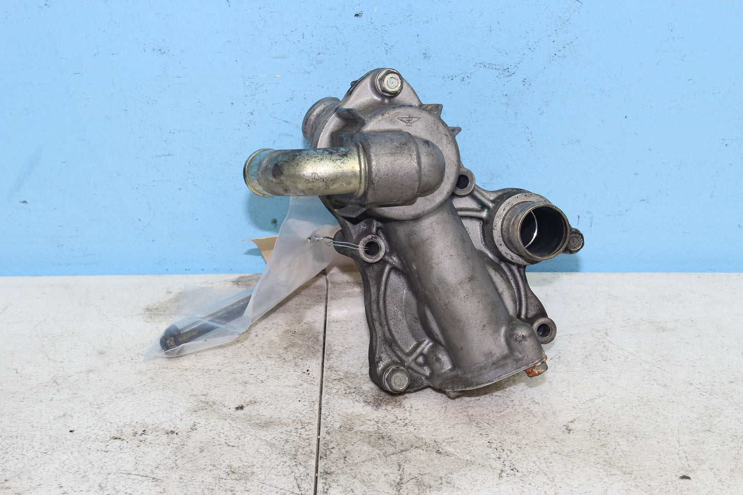 01-10 Honda Goldwing OEM Water Pump / Thermostat Housing Assembly 19200-MCA-A02