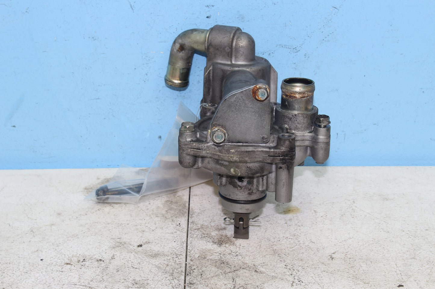 01-10 Honda Goldwing OEM Water Pump / Thermostat Housing Assembly 19200-MCA-A02