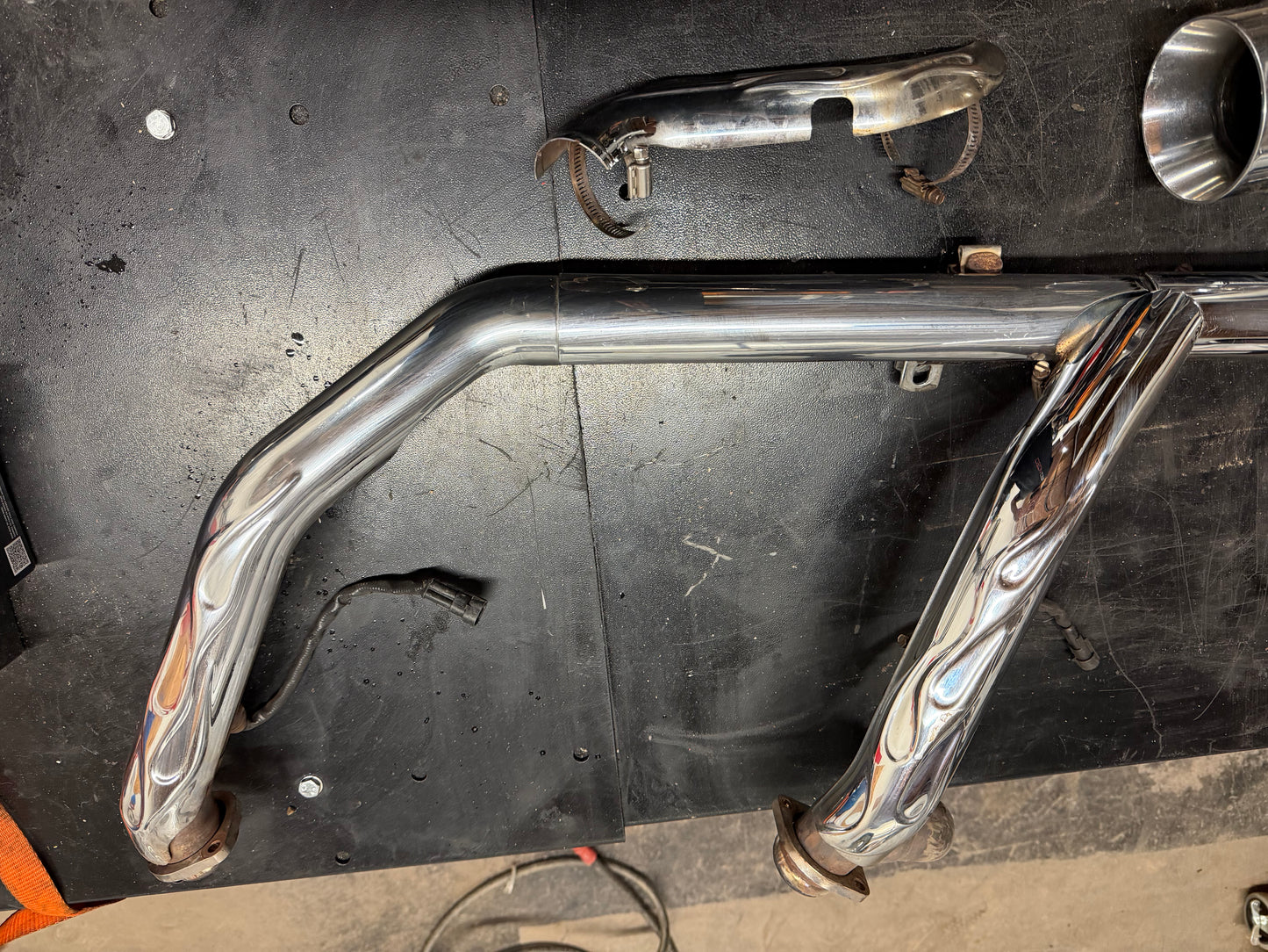 1997-2013 Harley Davidson StreetGlide Exhaust (Flame Chrome Covers)