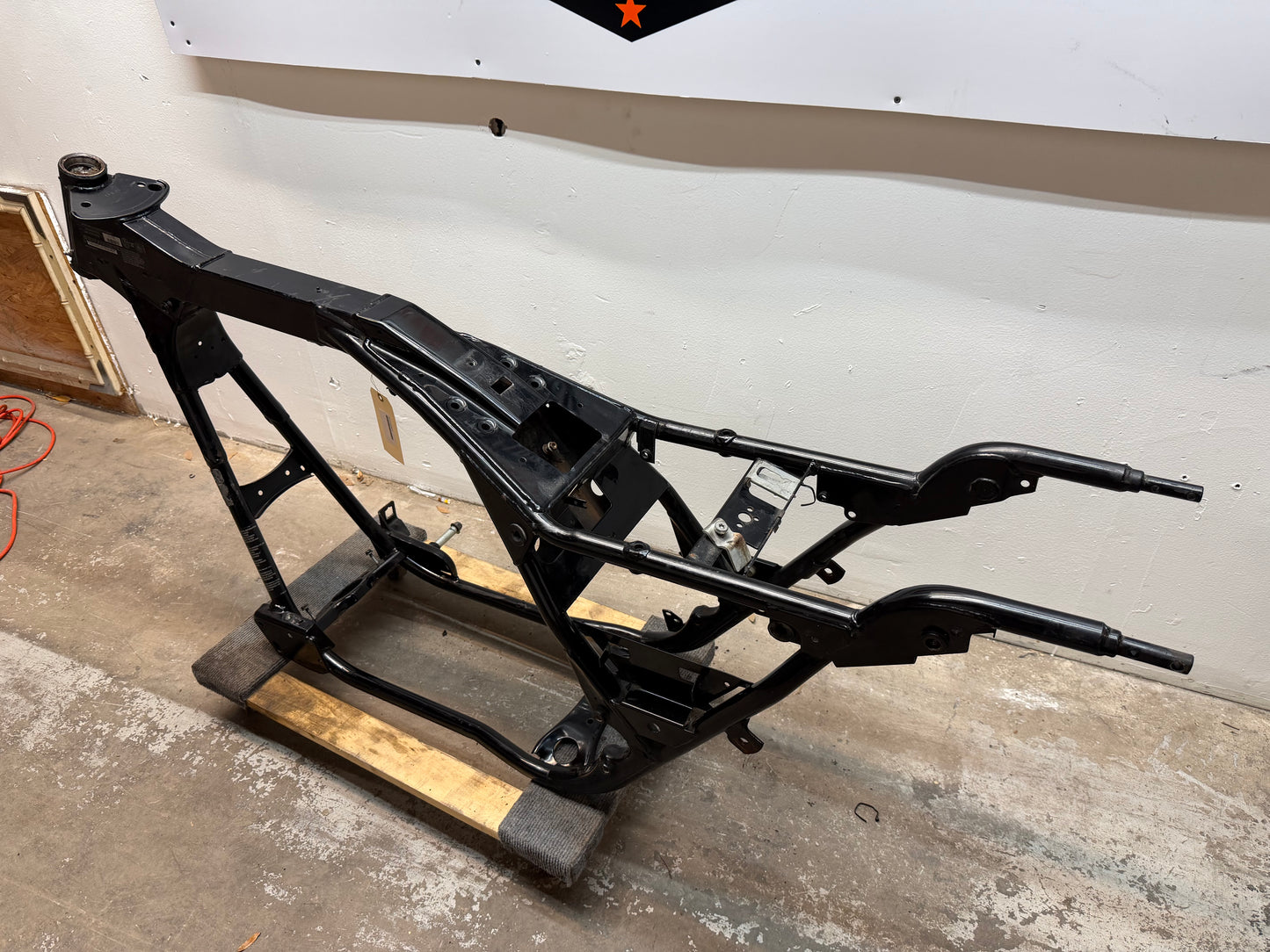1997-2013 Harley Davidson StreetGlide OEM Frame *CLN*