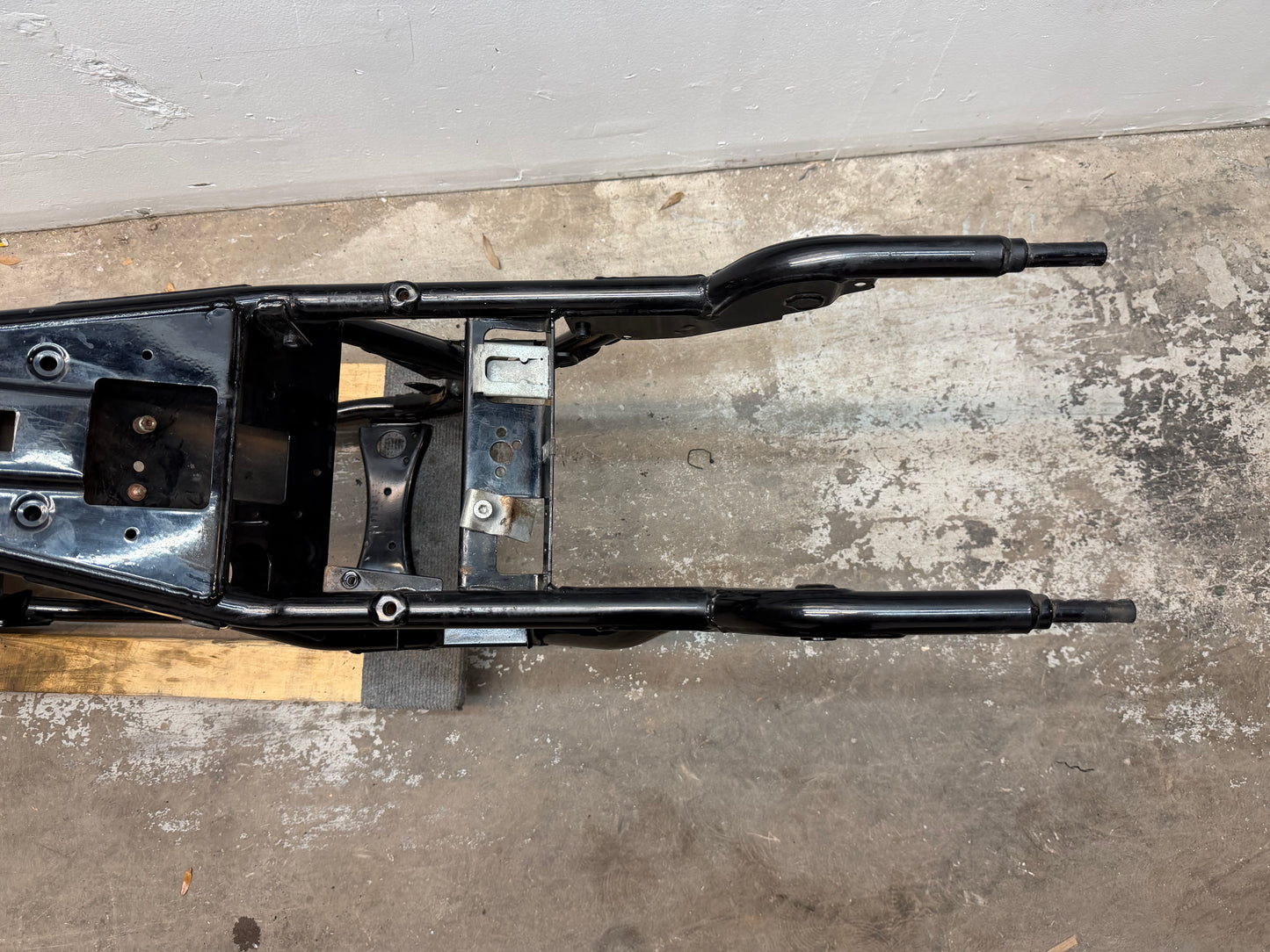 1997-2013 Harley Davidson StreetGlide OEM Frame *CLN*