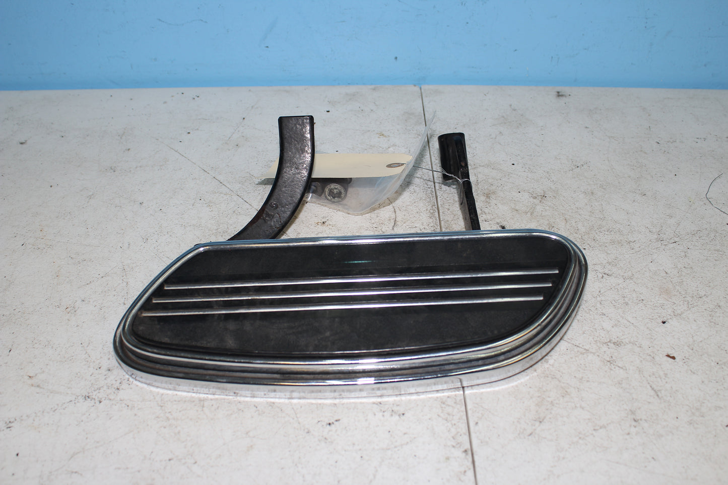 1997-2013 Harley Davidson StreetGlide OEM Right Floor Board