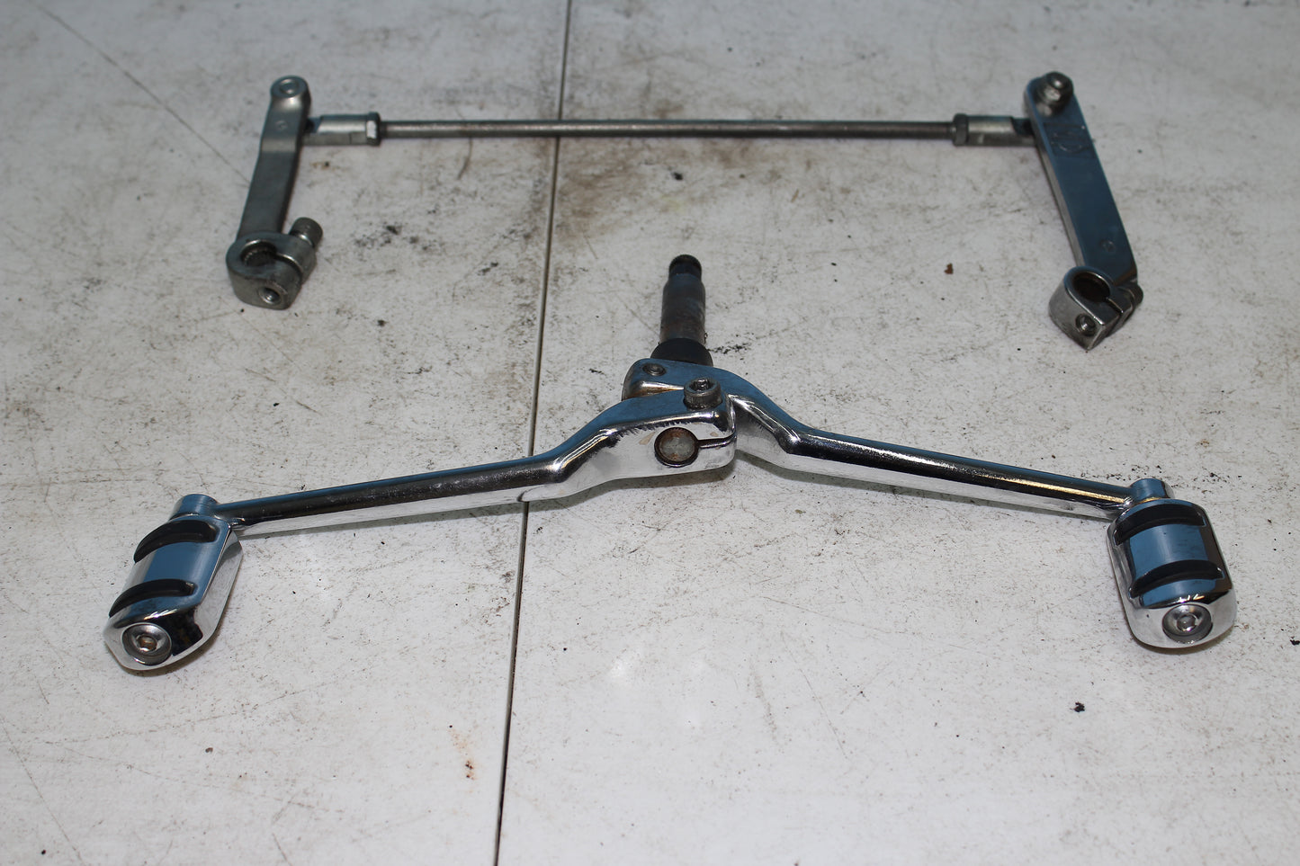 1997-2013 Harley Davidson StreetGlide OEM Heel Toe Shifter w/ Linkage