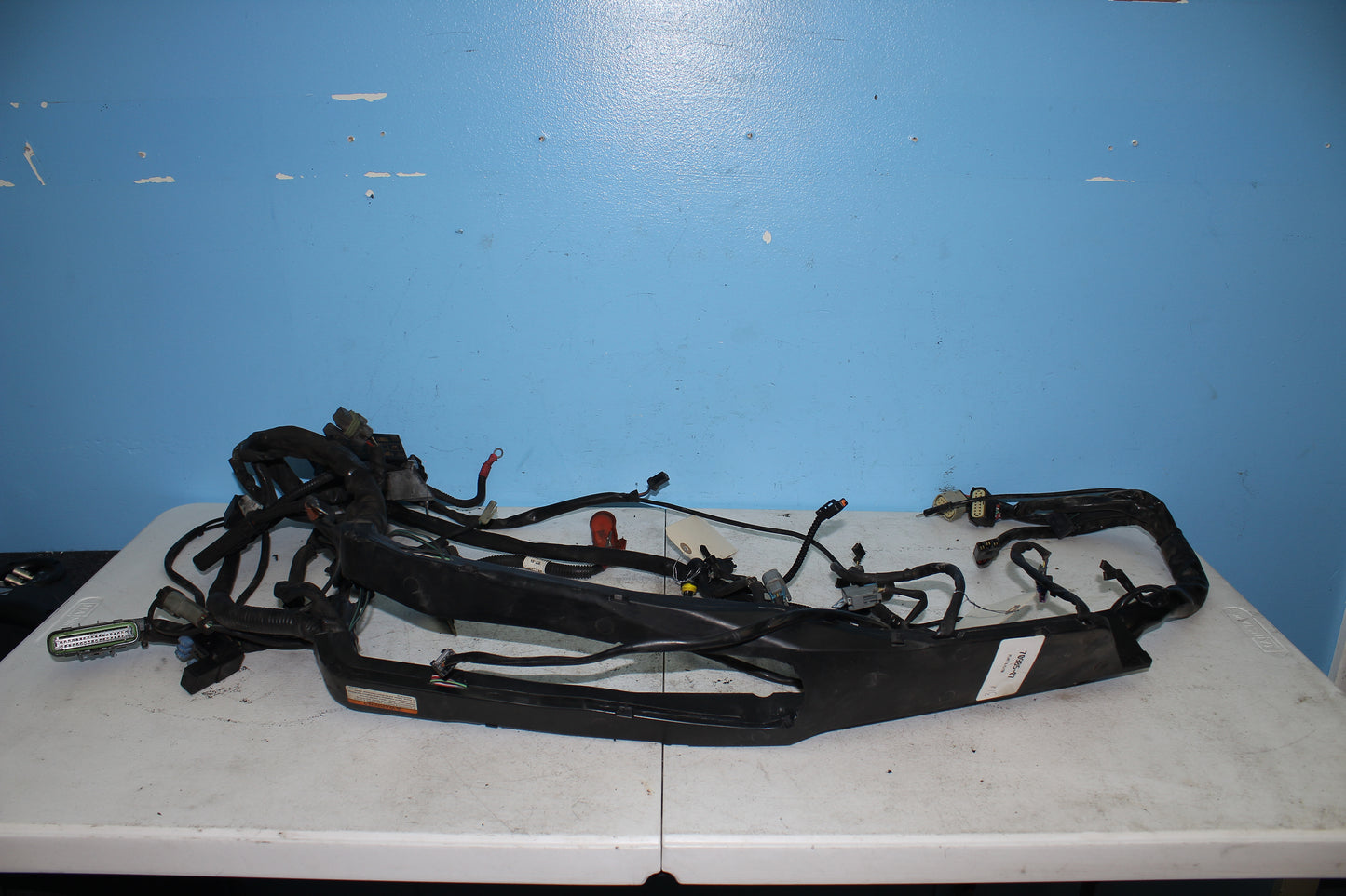 97-13 Harley Davidson StreetGlide OEM Main Wire Harness 70985-07 *ONE PLUG DMG*
