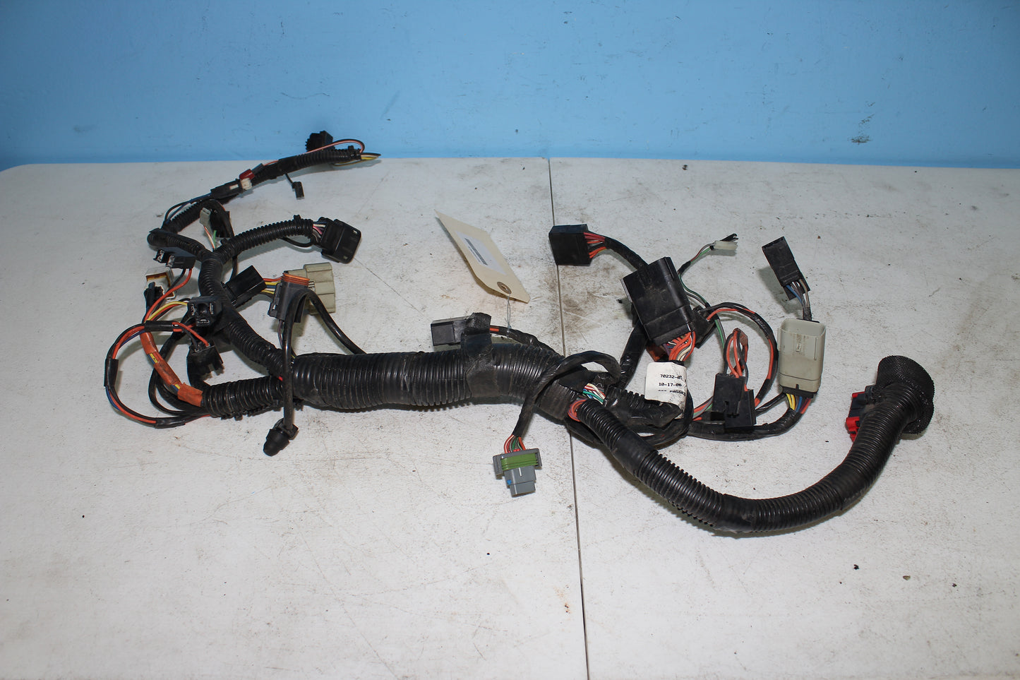 97-13 Harley Davidson StreetGlide OEM Fairing Gauge / Radio Harness