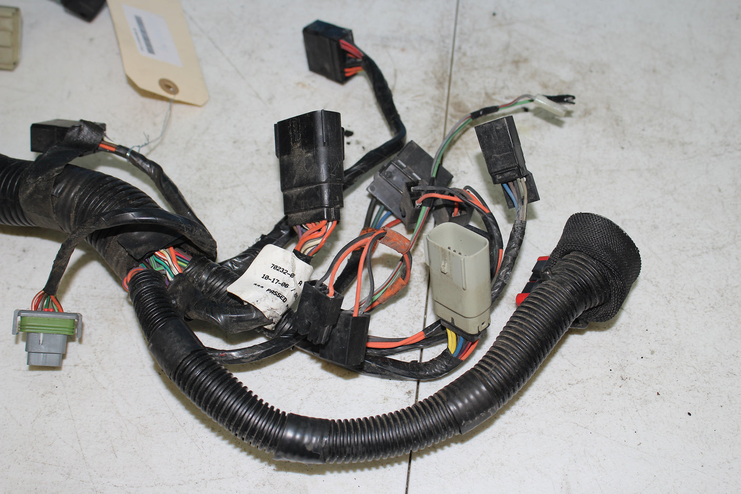 97-13 Harley Davidson StreetGlide OEM Fairing Gauge / Radio Harness