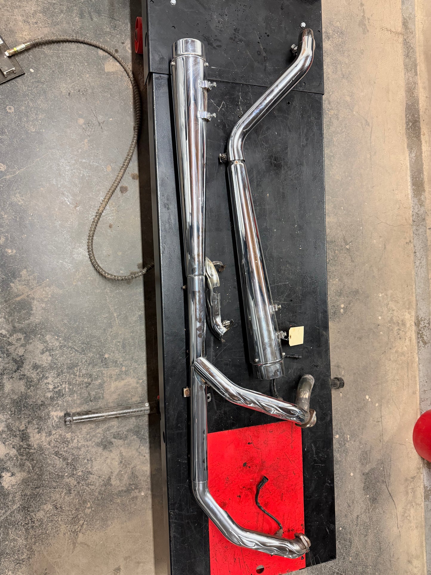 1997-2013 Harley Davidson StreetGlide Exhaust (Flame Chrome Covers)