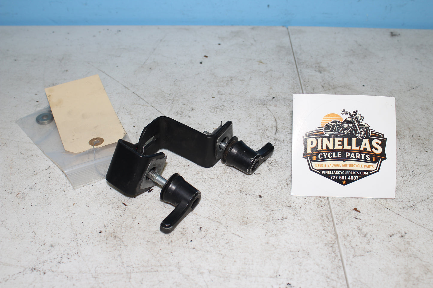 1997-2013 Harley Davidson StreetGlide OEM Right Saddlebag Brackets