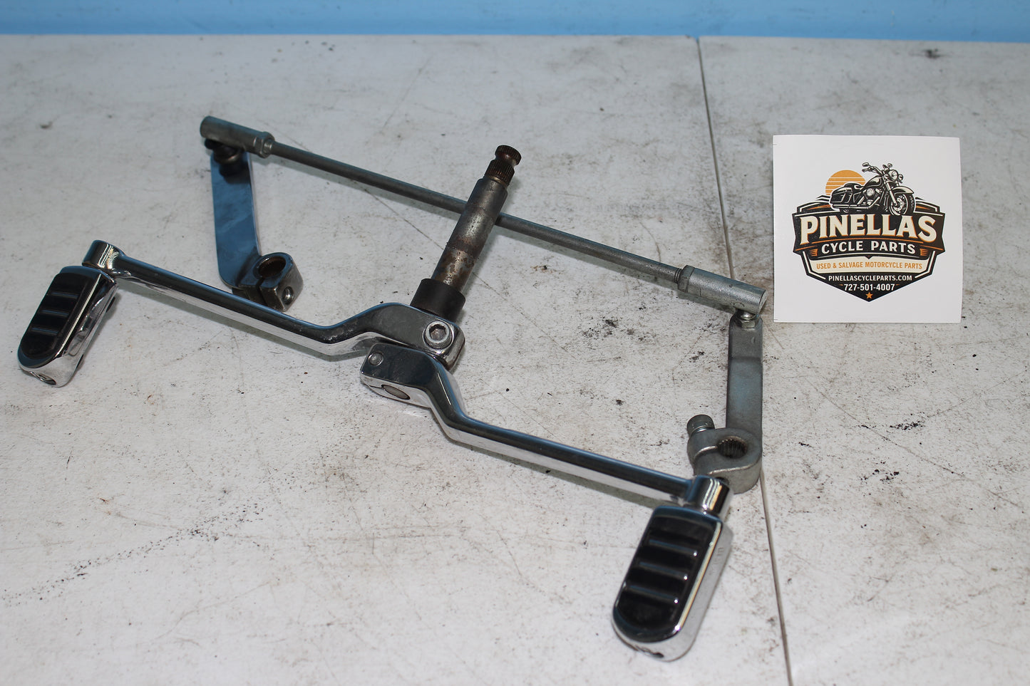 1997-2013 Harley Davidson StreetGlide OEM Heel Toe Shifter w/ Linkage