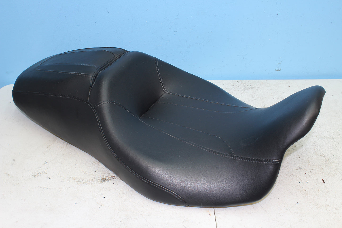 1997-2013 Harley Davidson StreetGlide OEM Seat