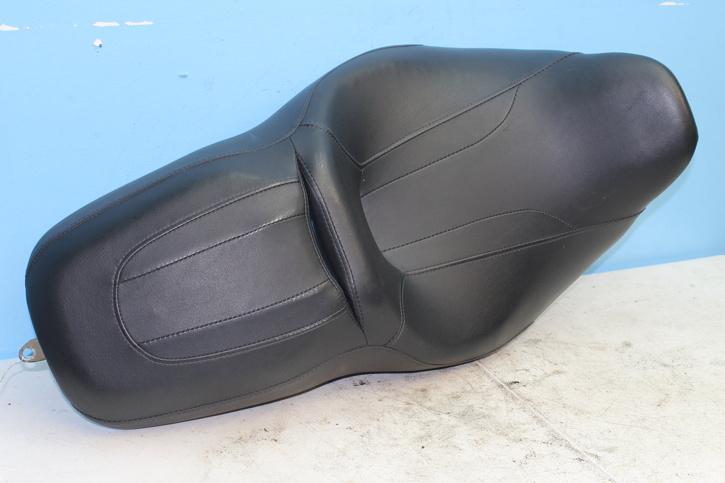 1997-2013 Harley Davidson StreetGlide OEM Seat