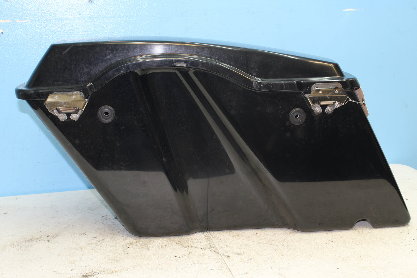 1997-2013 Harley Davidson StreetGlide OEM Right Saddlebag