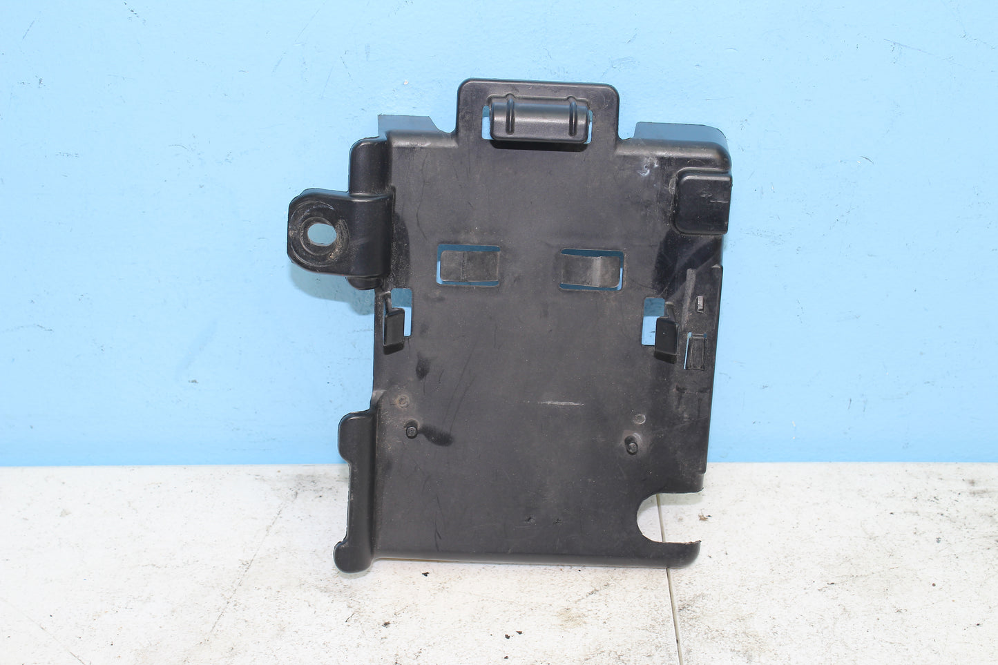 1997-2013 Harley Davidson StreetGlide OEM Battery Box / Pan 66281-08
