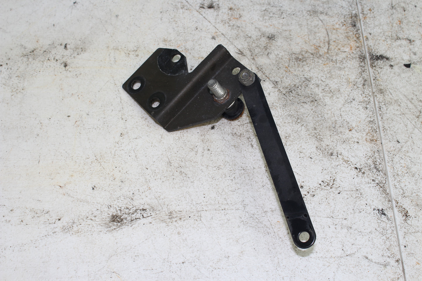 1997-2013 Harley Davidson StreetGlide OEM Right Saddlebag Quick Release / Mount