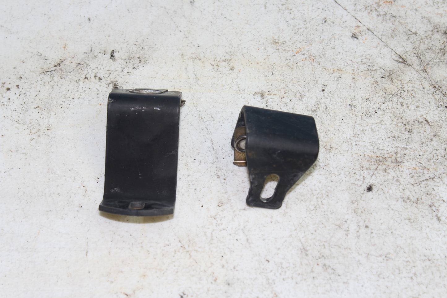 1997-2013 Harley Davidson StreetGlide OEM Left Saddlebag Quick Release / Mount