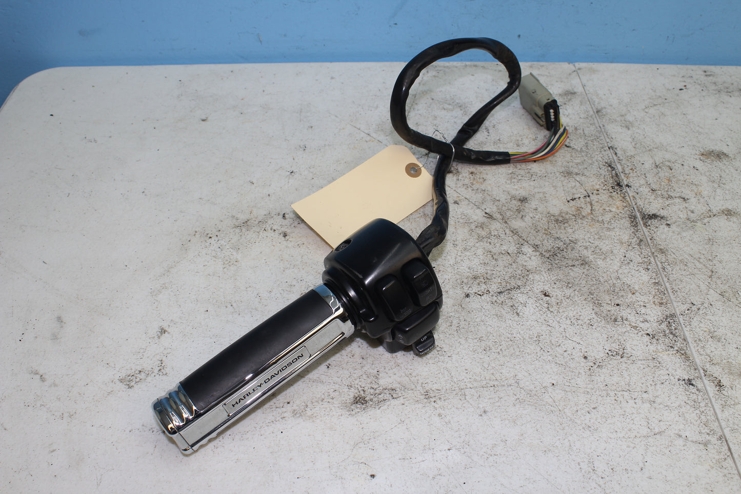 97-13 Harley Davidson StreetGlide OEM Hand Control LH Signal / Head Light / Horn