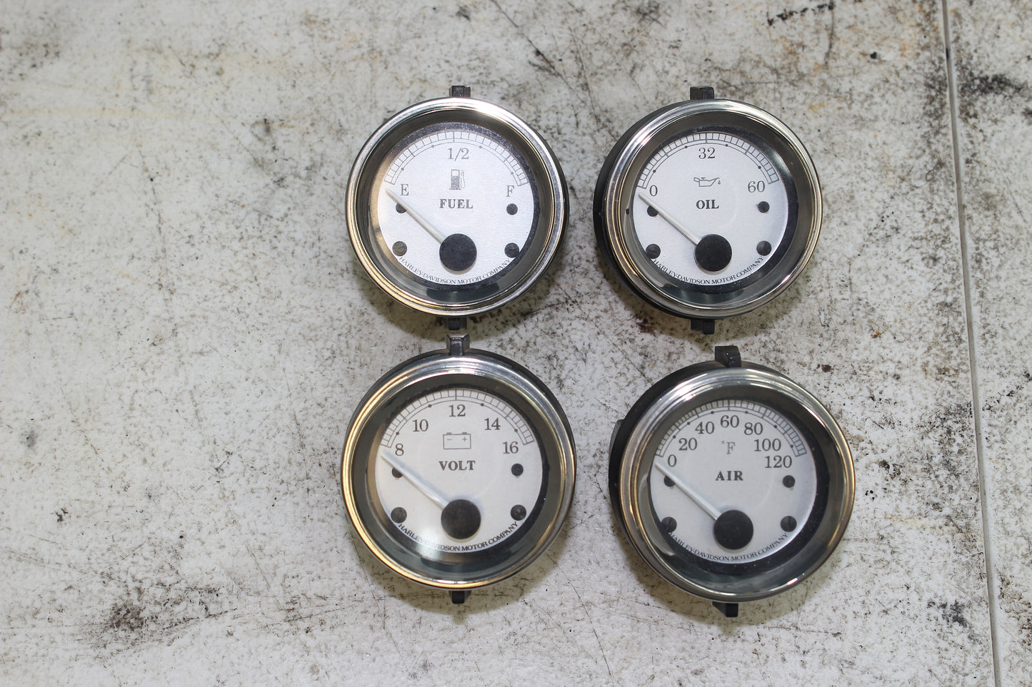 97-13 HD StreetGlide OEM 6pc Gauge Set Speedo / RPM / Volt / Air / Fuel / Oil