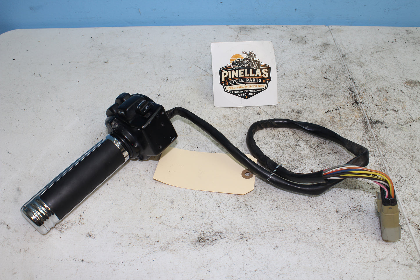 97-13 Harley Davidson StreetGlide OEM Hand Control LH Signal / Head Light / Horn