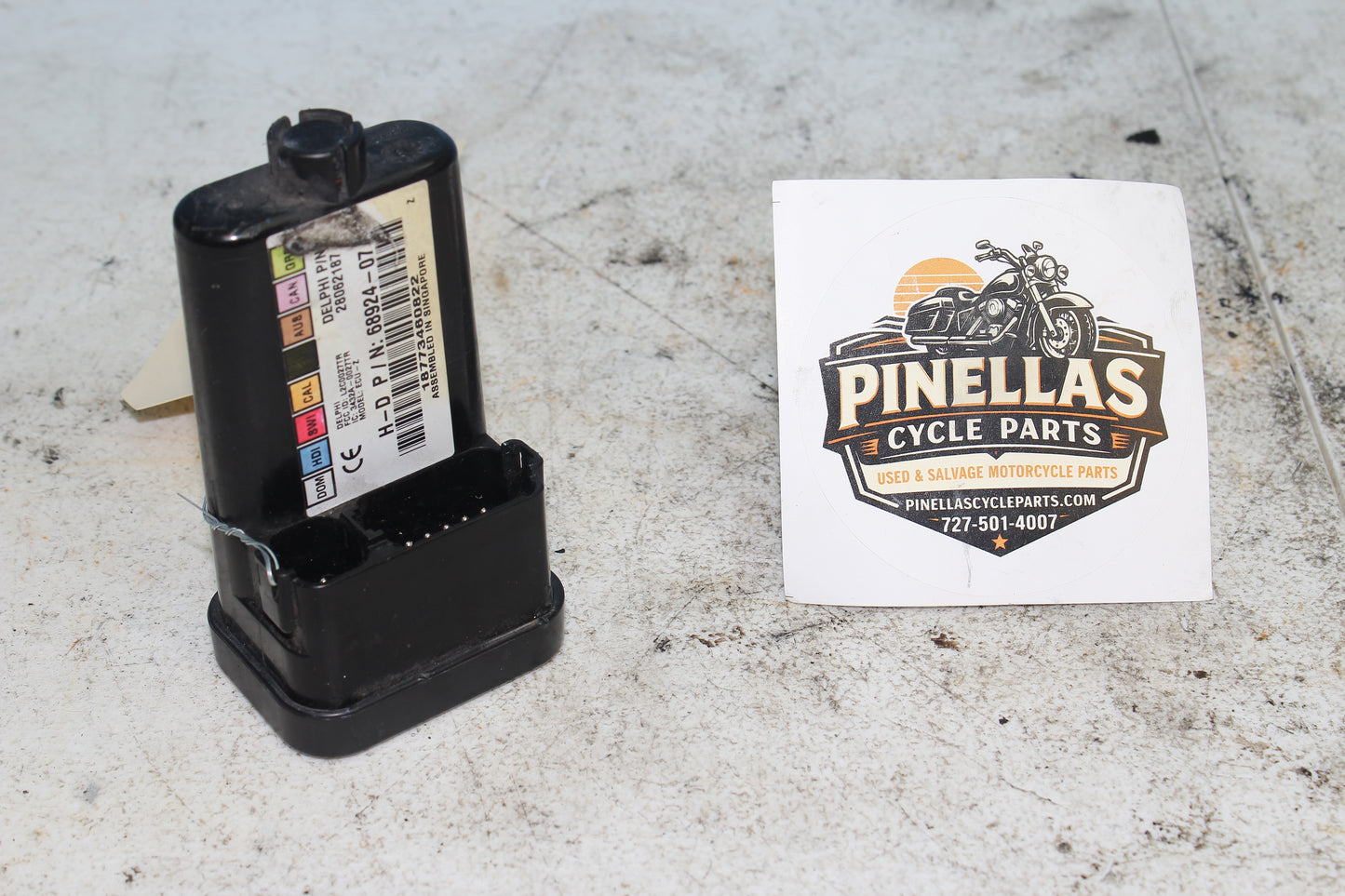 1997-2013 Harley Davidson StreetGlide OEM Turn Signal Module Unit 68924-07
